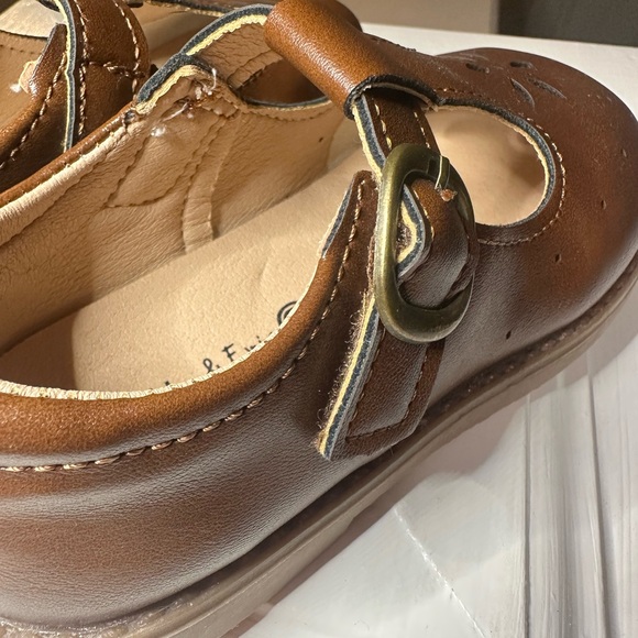 Abby & Evie Toddler Girls Brown Mary Jane Shoes Size 9 Boutique - Picture 6 of 6